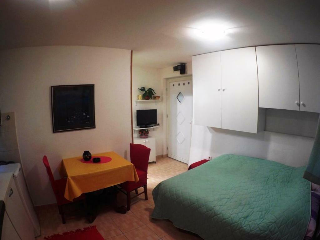 Mini Studio Apartment Сплит Екстериор снимка